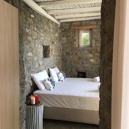 梅加斯客房旅馆 公寓 图罗斯