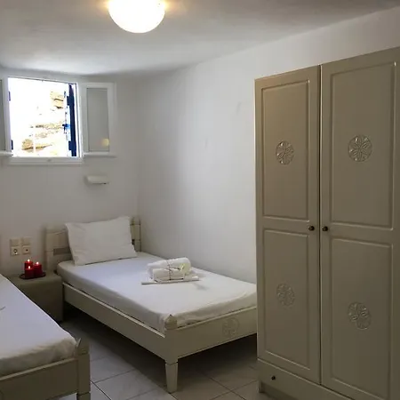 梅加斯客房旅馆 图罗斯