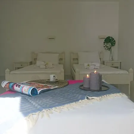 Megas Apartmán Tourlos